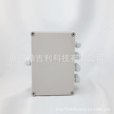 一进八出防水接线盒 端子汇流盒电线接线穿线盒电线分配过线盒图3
