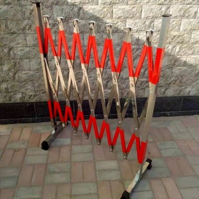 英威不锈钢伸缩围栏 安全隔离栏 反光防撞栏 节日批发优惠 可定制