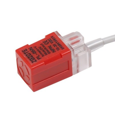 电感式防水PL-05N方形直流三线NPN常开金属限位感应器24V接近开关