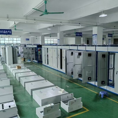 GGD控制柜低压成套可编程自控柜固定式开关柜 1台