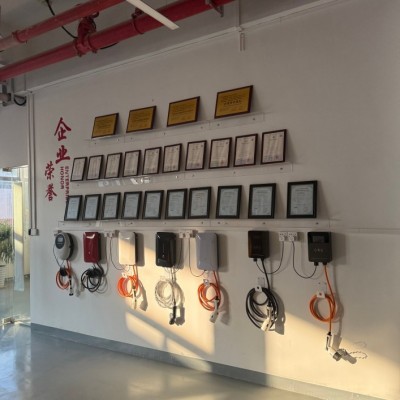 60kW80kW120kW160kW双枪直流汽车充电桩商用运营快速厂家快充