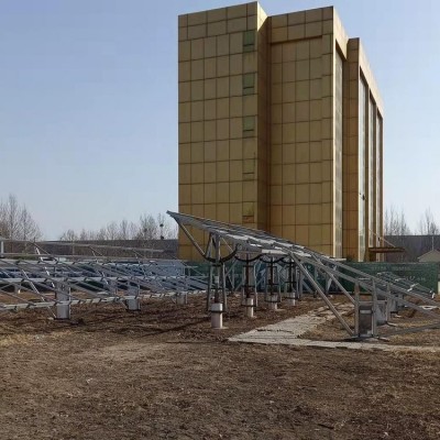 神龙谷品牌普钢材质电缆支架 光伏发电专用 长度6000mm 银色高强防护
