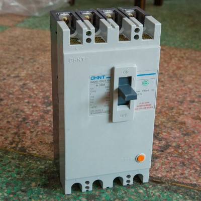 厂家正泰漏电保护器型号NM10-100/330 触电保护器空开漏电断路器