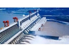 三峡水运新通道配套工程——三峡电力外送通道迁改首条线路完工